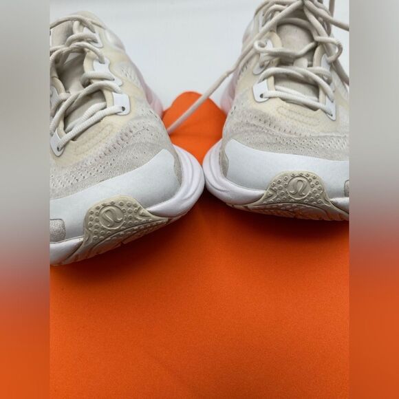 Lululemon Blissfeel Womens Size 8.5 Running Shoes White Athletic Workout Sneaker - Picture 15 of 16